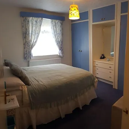 Halsteads: Peaceful Location, Stunning Views Soutergate